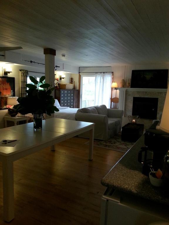 Salmonberry Inn & Beach House Линкольн-Сити Экстерьер фото